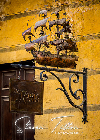 El navio Libreria Havana Cuba