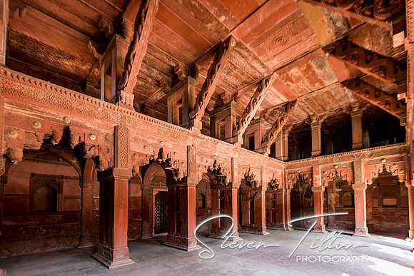 Main dining area of Jahangir Palace