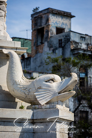 The Indian Fountain showing ruins in the background