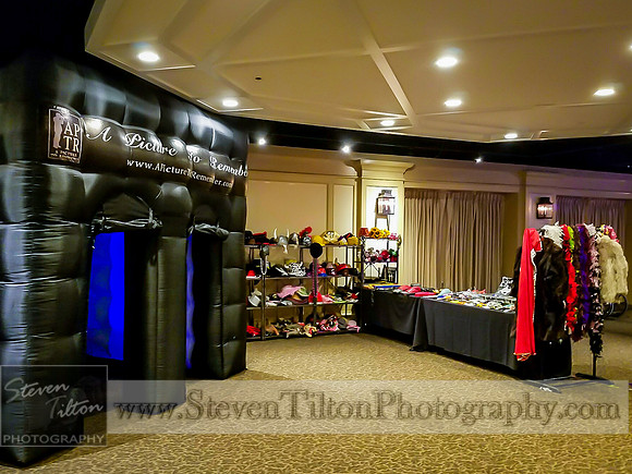 A Picture To Remember Photobooth Wedding Setup