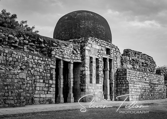 Quwwatul Islam Masjid inside Qutab Minar