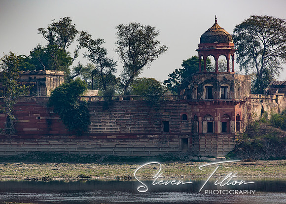 Structure adjacent to The Taj Mahal along the Yamuna River