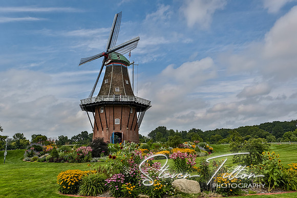 Windmill Island Gardens