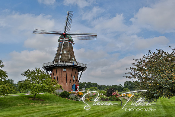 Windmill Island Gardens