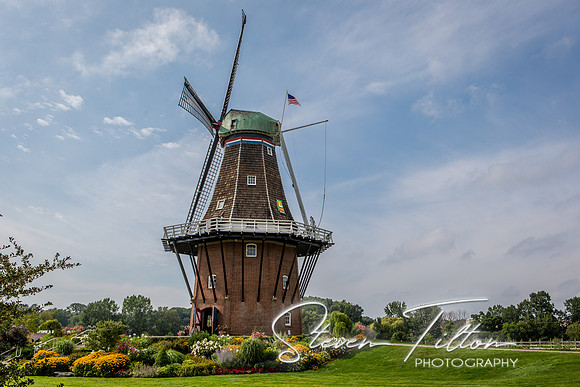 Windmill Island Gardens