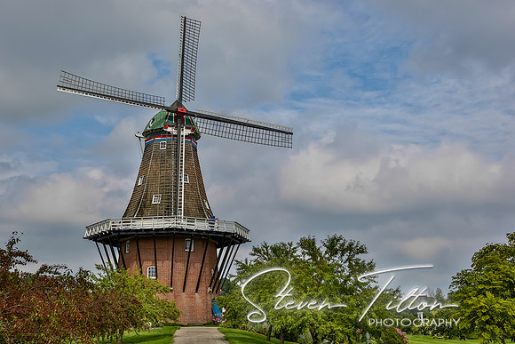 Windmill Island Gardens