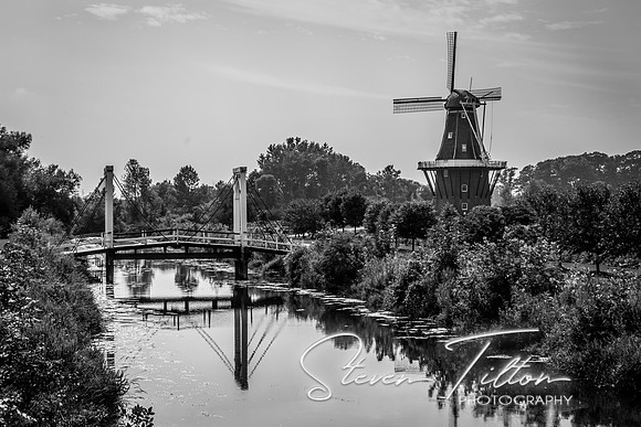 Windmill Island Gardens