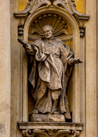 Various sights of interest walking  down the streets of Rome