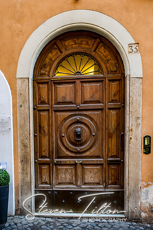 Various sights of interest walking  down the streets of Rome