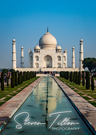 Water Channels leading to The Taj Mahal.