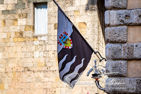Contrada della Lupa
