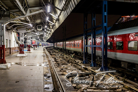 NDLS Station 5am