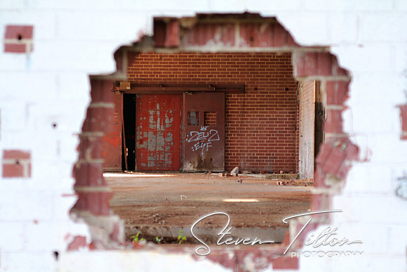 ZEUZ EYF Graffiti