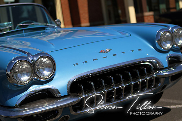 Blue Vintage Corvette