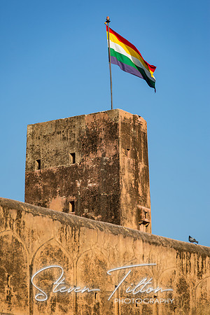 Jaigarh Fort watchtower and flag